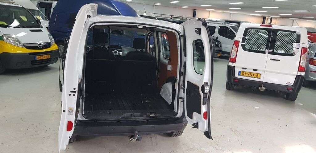 RENAULT Kangoo 1.5 dCi 90 Express lichte bestelwagen - Photo 5