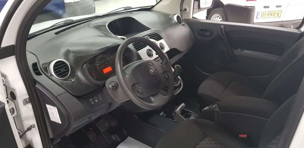 RENAULT Kangoo 1.5 dCi 90 Express lichte bestelwagen - Photo 6