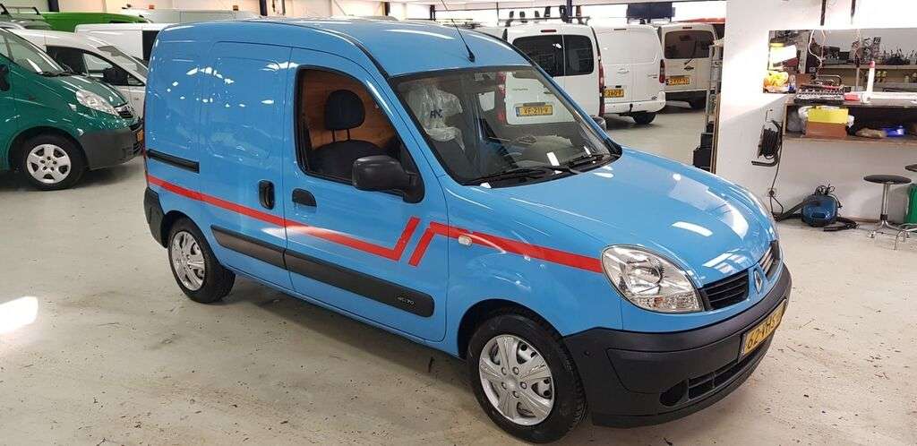 RENAULT Kangoo 1.5 dCi 70 Confort lichte bestelwagen - Photo 2