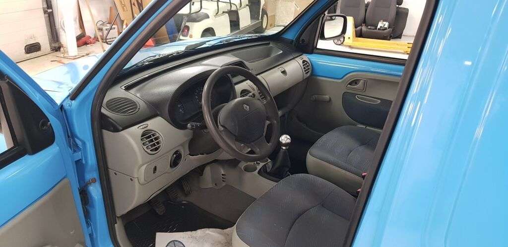RENAULT Kangoo 1.5 dCi 70 Confort lichte bestelwagen - Photo 6