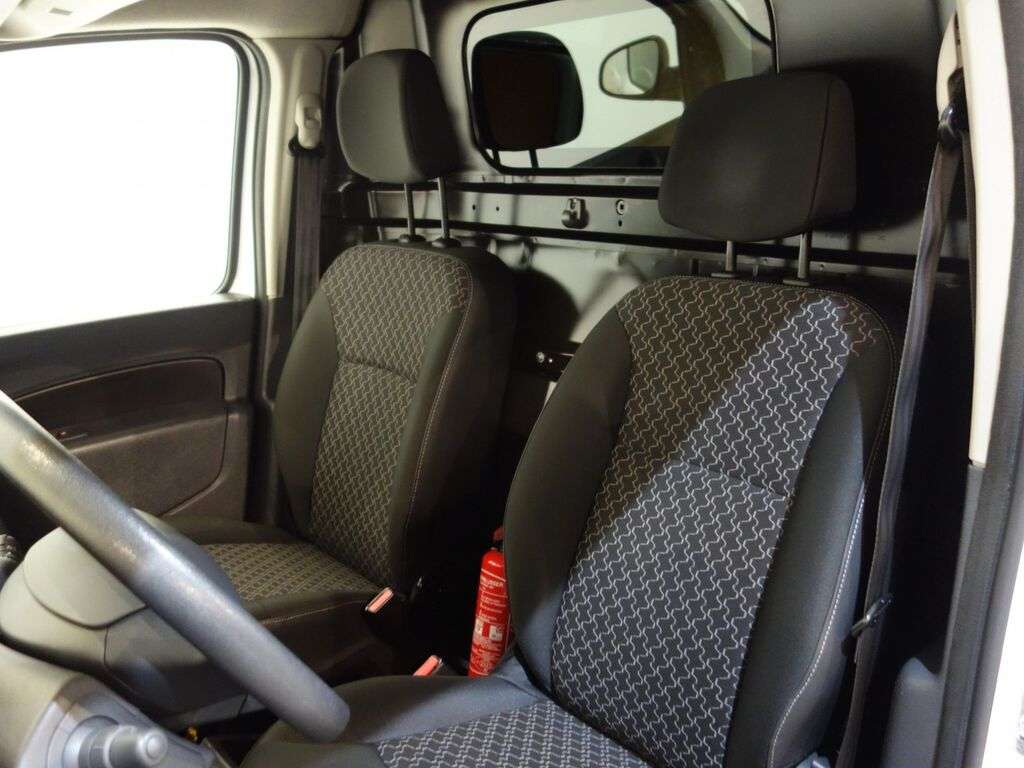 RENAULT Kangoo 1.5 dCi 75 Express Comfort / Airco / Cruise Control / Nav lichte bestelwagen - Photo 7