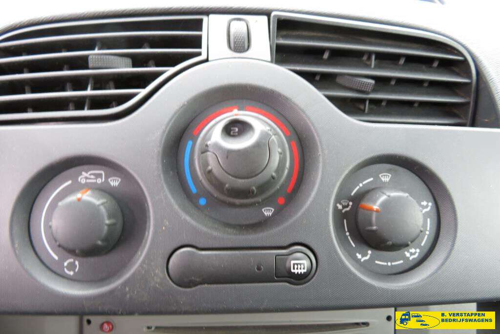 RENAULT Kangoo 1.5 DCI L1 E4 fap met schuifdeur gesloten bestelwagen - Photo 4