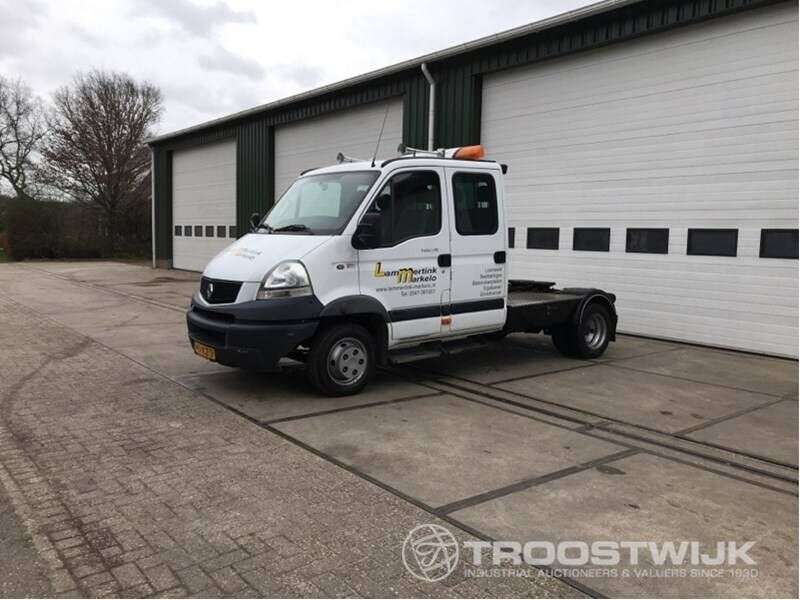 RENAULT Mascott 150-35 t chassis vrachtwagen < 3.5t te koop bij opbod