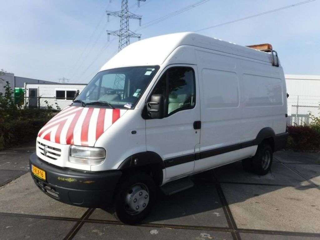 RENAULT MASCOTT 110 DCI MANUAL/HANDGESCHAKELD gesloten bestelwagen
