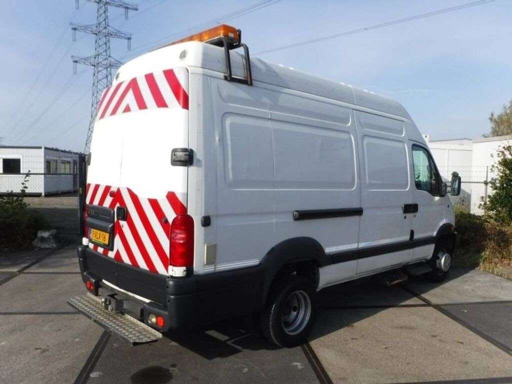 RENAULT MASCOTT 110 DCI MANUAL/HANDGESCHAKELD gesloten bestelwagen - Photo 4