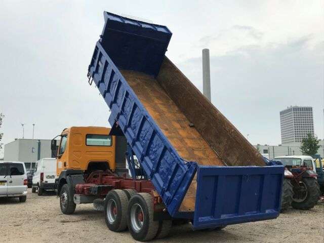 RENAULT KERAX 400 6X4 Tipper Spring/Spring Euro2 Man Gea kipper vrachtwagen - Photo 5