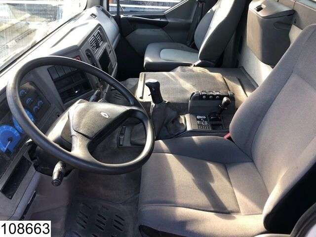 RENAULT Kerax 370 6x4, Fassi Crane, Manual, Steel suspension, Airco, Rem open laadbak vrachtwagen - Photo 6
