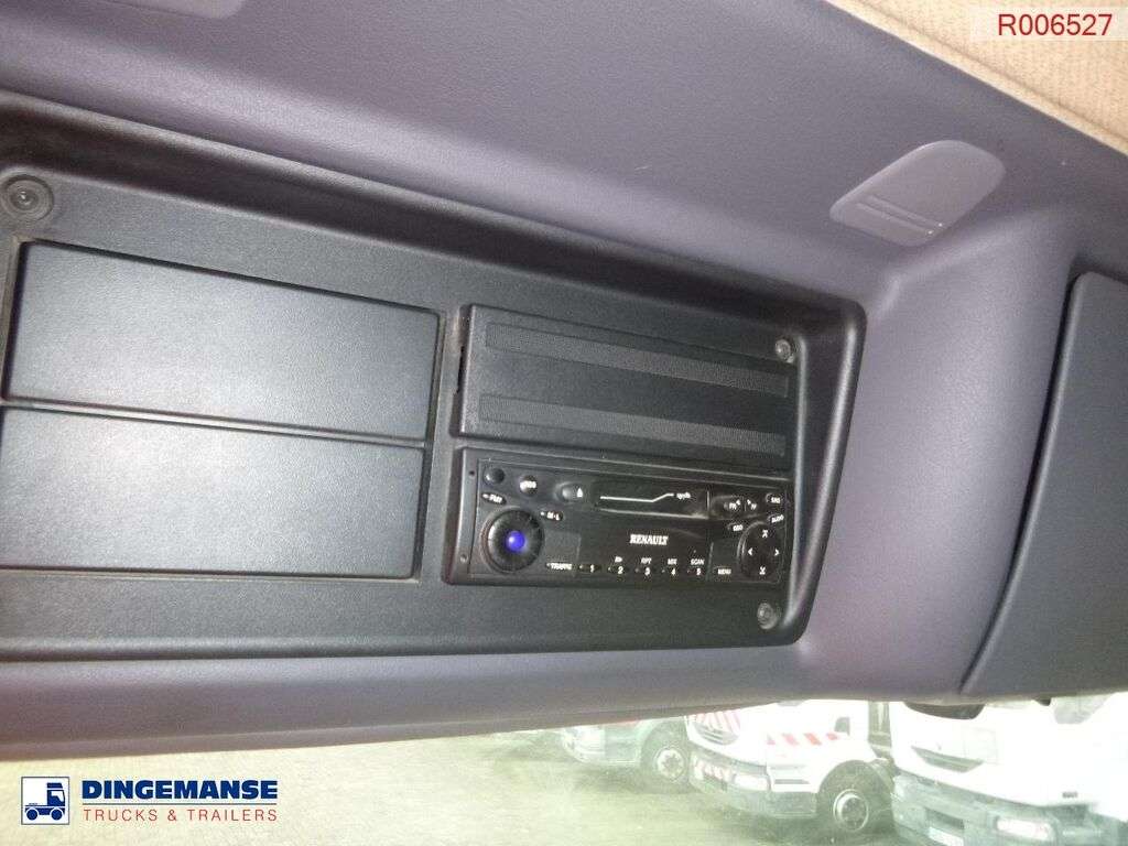 RENAULT Midlum 220 4x2 fuel tank 11.3 m3 / 3 comp brandstoftruck - Photo 16