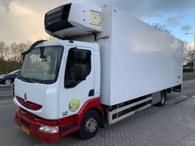 RENAULT MIDLUM 220-12 KOELWAGEN koelwagen vrachtwagen