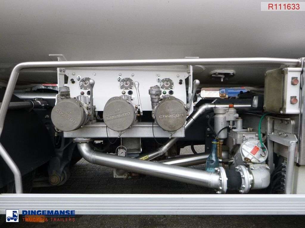 RENAULT Premium 270 dci 4x2 fuel tank 13.6 m3 / 3 comp brandstoftruck - Photo 2