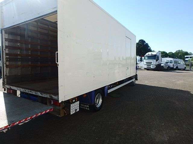 RENAULT PREMIUM 210 + MANUAL + LIFT bakwagen - Photo 9