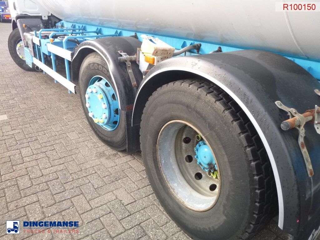 RENAULT Premium 320.26 6x2 gas tank 28.5 m3 gas tank truck - Photo 21