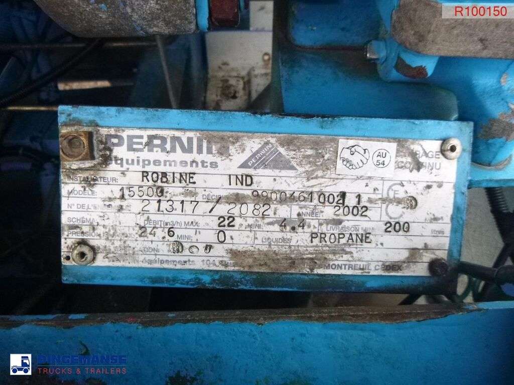 RENAULT Premium 320.26 6x2 gas tank 28.5 m3 gas tank truck - Photo 8